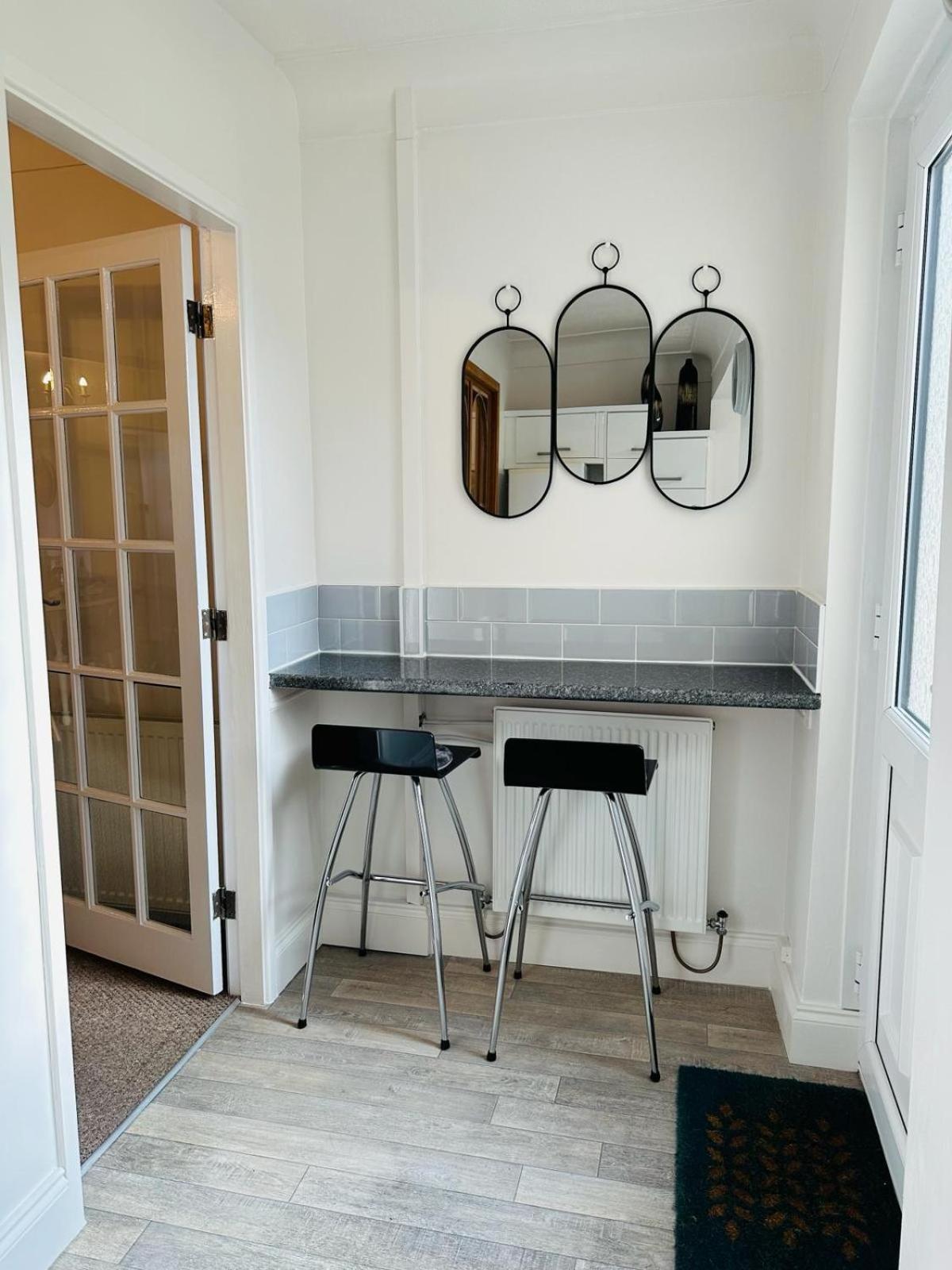 Of Award Winning -pixie Terrace